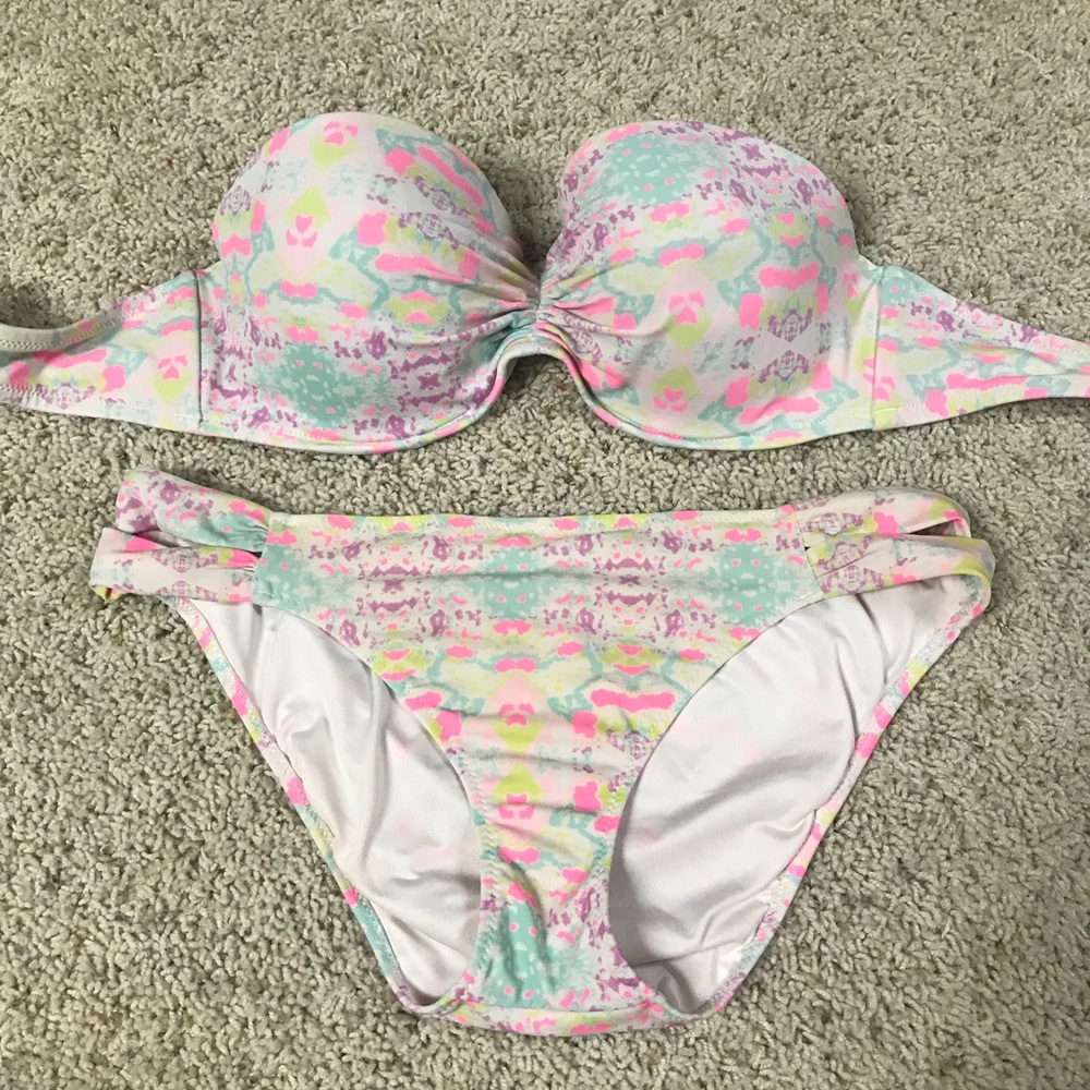 Multi-colored Victoria’s Secret bikini set